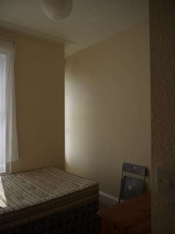  Image of 1 bedroom House Share to rent in Lipson Road Lipson Plymouth PL4 at Lipson Road  Plymouth, PL4 7NQ