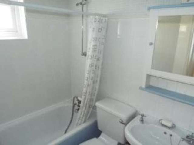  Image of 2 bedroom Flat for sale in Beaconsfield Road London E10 at London  Leyton, E10 5RD