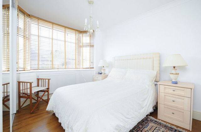 Image of 4 bedroom Property for sale in Long Furlong Road Sunningwell Abingdon OX13 at Long Furlong Road Sunningwell Abingdon, OX13 6BL
