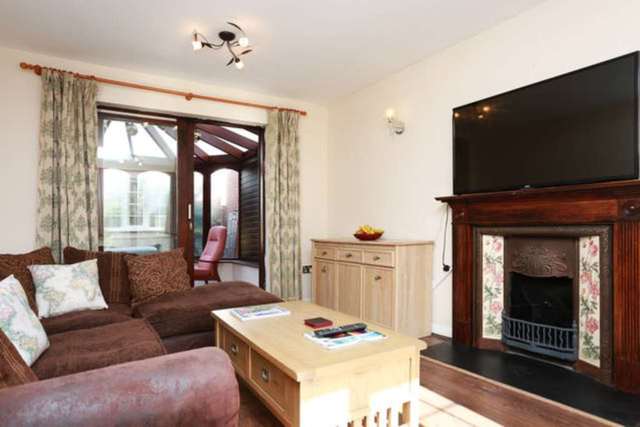  Image of 4 bedroom Detached house to rent in Long Mark Road London E16 at Long Mark Road Canning Town London, E16 3TH