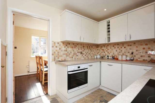 Image of 4 bedroom Detached house to rent in Long Mark Road London E16 at Long Mark Road Canning Town London, E16 3TH
