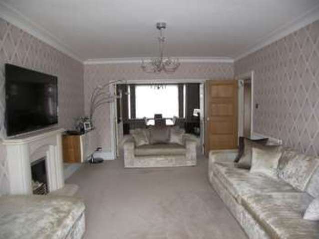  Image of 4 bedroom Detached house for sale in Lord Avenue Clayhall Ilford IG5 at Lord Avenue  Clayhall, IG5 0HP