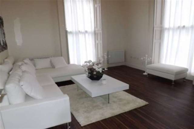  Image of 2 bedroom Flat to rent in Manor Road Loughton IG10 at Loughton, IG10 4RP