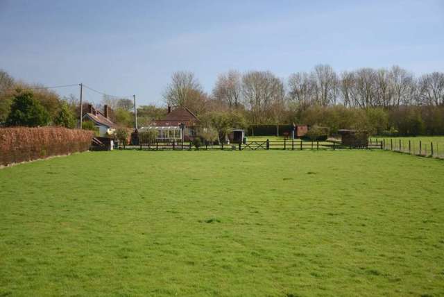  Image of 3 bedroom Detached house for sale in Lower Icknield Way Bledlow Princes Risborough HP27 at Lower Icknield Way Bledlow Princes Risborough, HP27 9QE