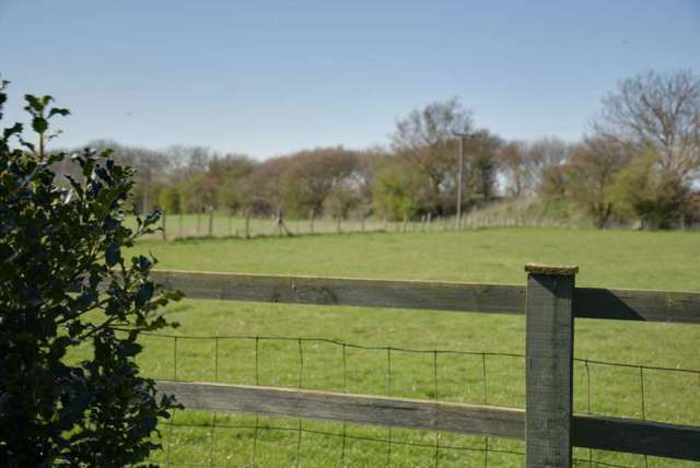  Image of 3 bedroom Detached house for sale in Lower Icknield Way Bledlow Princes Risborough HP27 at Lower Icknield Way Bledlow Princes Risborough, HP27 9QE