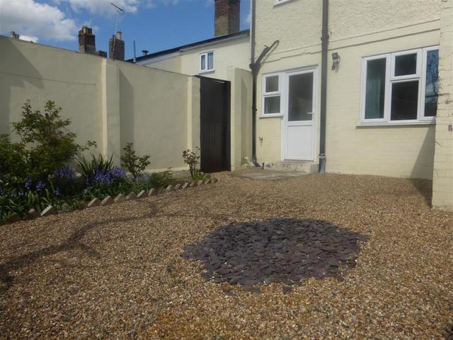  Image of 2 bedroom Semi-Detached house to rent in Lowgate Street Eye IP23 at Lowgate Street  EYE, IP23 7AS