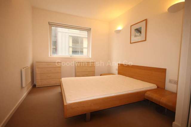  Image of 2 bedroom Apartment to rent in City Road East Manchester M15 at City Road East Southern Gateway Manchester, M15 4QL