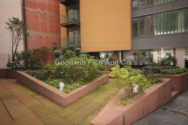  Image of 2 bedroom Apartment to rent in City Road East Manchester M15 at City Road East Southern Gateway Manchester, M15 4QL