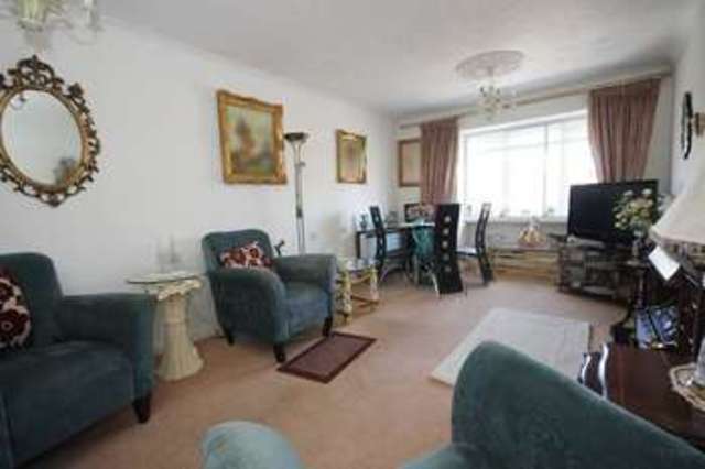  Image of 1 bedroom Flat for sale in Uxbridge Road Hatch End Pinner HA5 at Lutyens Lodge 523 Uxbridge Road Hatch End, HA5 4JX