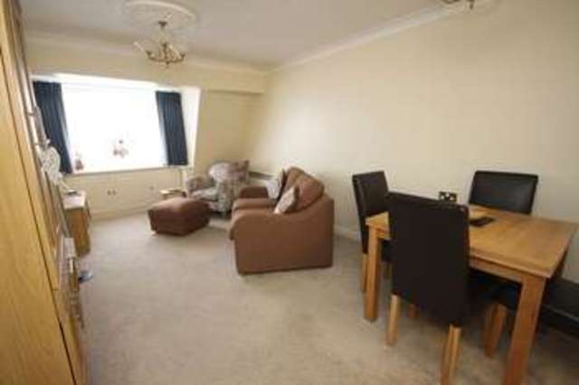  Image of 1 bedroom Flat for sale in Uxbridge Road Hatch End Pinner HA5 at Lutyens Lodge, 523 Uxbridge Road Hatch End Pinner, HA5 4JX