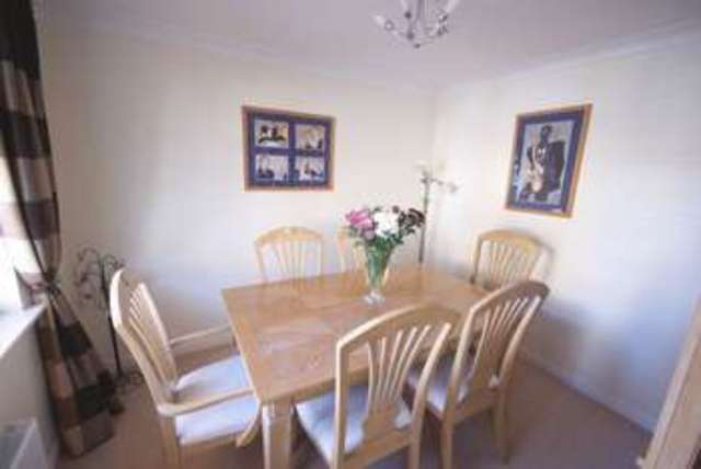  Image of 5 bedroom Detached house for sale in Magister Drive Lee-on-the-Solent PO13 at Magister Drive  Lee-On-The-Solent, PO13 8GE