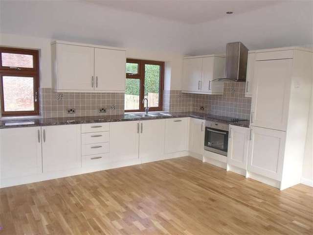  Image of 1 bedroom Bungalow for sale in Main Road Southbourne Emsworth PO10 at Emsworth Hampshire Emsworth, PO10 8AU