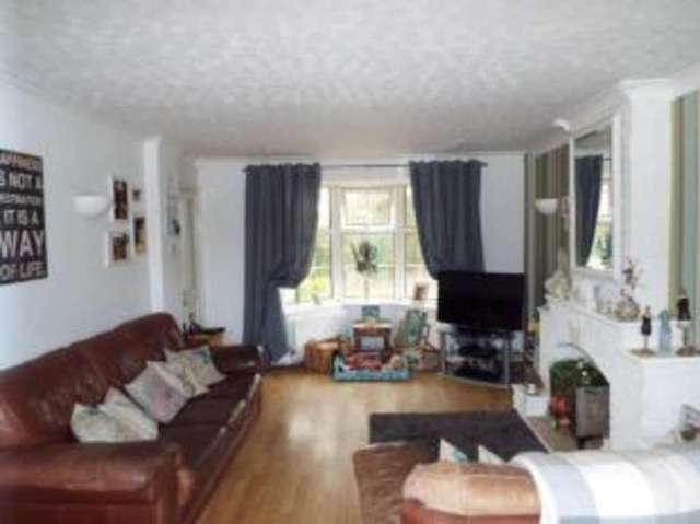  Image of 4 bedroom Detached house for sale in Maisemore Close Redditch B98 at Redditch Worcestershire Beoley, B98 9LN