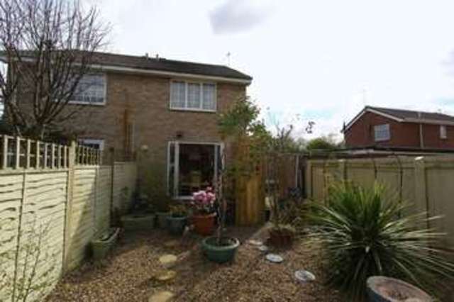  Image of 2 bedroom Semi-Detached house for sale in Maplewood Avenue Hull HU5 at Maplewood Avenue  Hull, HU5 5YE