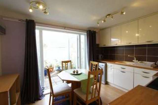  Image of 2 bedroom Semi-Detached house for sale in Maplewood Avenue Hull HU5 at Maplewood Avenue  Hull, HU5 5YE