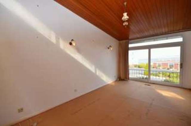  Image of 2 bedroom Bungalow for sale in Marina Drive Brixham TQ5 at Marina Drive  Brixham, TQ5 9BB