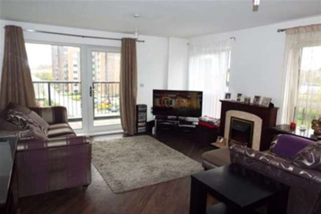  Image of 2 bedroom Flat to rent in Maxwell Road Romford RM7 at Romford, RM7 0FA