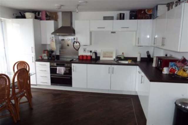  Image of 2 bedroom Flat to rent in Maxwell Road Romford RM7 at Romford, RM7 0FA