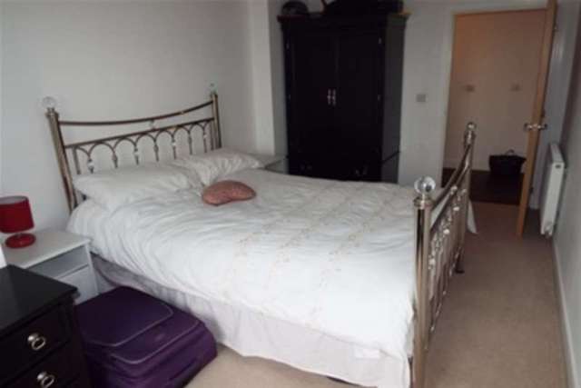  Image of 2 bedroom Flat to rent in Maxwell Road Romford RM7 at Romford, RM7 0FA