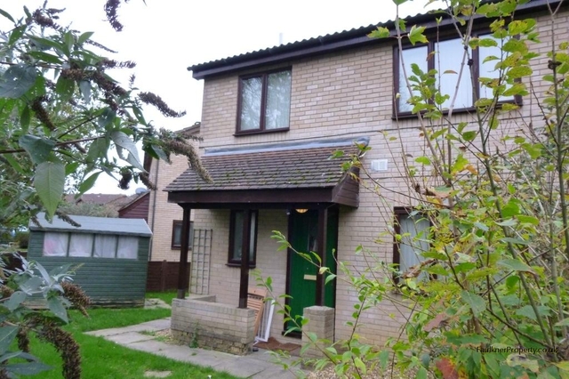  Image of 2 bedroom Cluster House to rent in Mendelssohn Grove Browns Wood Milton Keynes MK7 at <br>Browns Wood  Milton Keynes, MK7 8DH