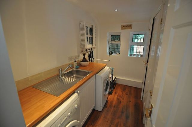  Image of 4 bedroom Semi-Detached house to rent in Middle Gordon Road Camberley GU15 at Middle Gordon Road  Camberley, GU15 2HT