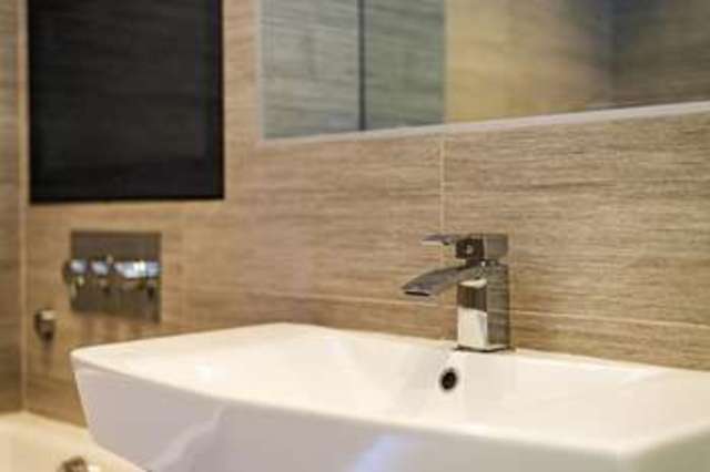  Image of 2 bedroom Flat for sale in The Ridgeway London NW7 at The Ridgeway Mill Hill London, NW7 4HX