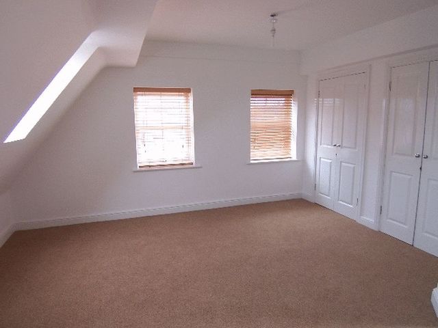  Image of 1 bedroom Flat to rent in Millstream Square Sleaford NG34 at Millstream Square  Sleaford, NG34 7ZL