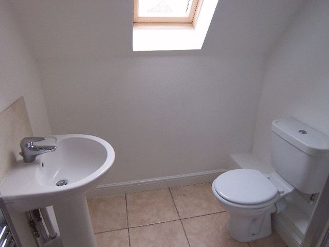  Image of 1 bedroom Flat to rent in Millstream Square Sleaford NG34 at Millstream Square  Sleaford, NG34 7ZL