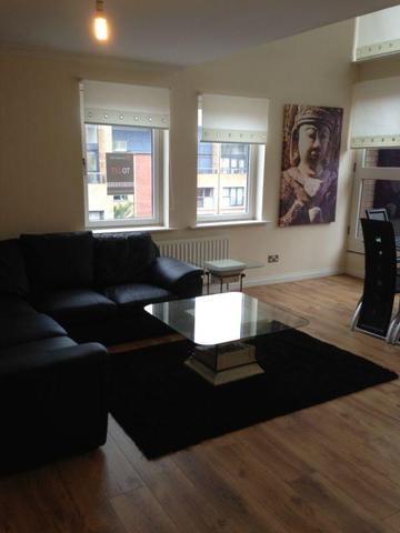  Image of 4 bedroom Flat to rent in Minerva Way Glasgow G3 at WEST END  GLASGOW, G3 8GF