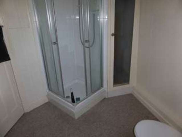  Image of 3 bedroom Flat to rent in Monkmoor Road Shrewsbury SY2 at Monkmoor Road  Shrewsbury, SY2 5AH
