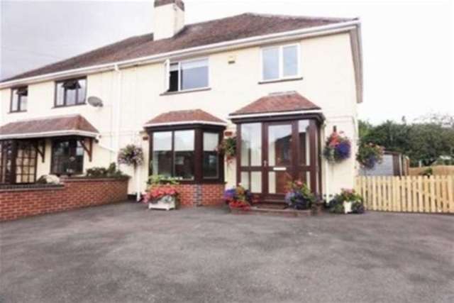  Image of 4 bedroom Detached house to rent in Moor Lane Pattingham Wolverhampton WV6 at Wolverhampton, WV6 7DL