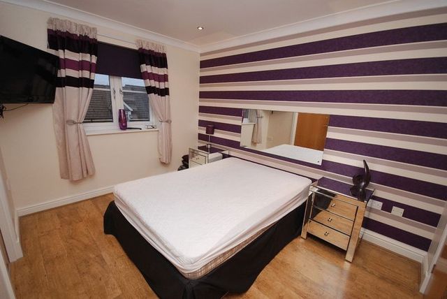  Image of 2 bedroom Flat to rent in Moorcroft Court Ossett WF5 at Moorcroft Court Church Street Ossett, WF5 9EY