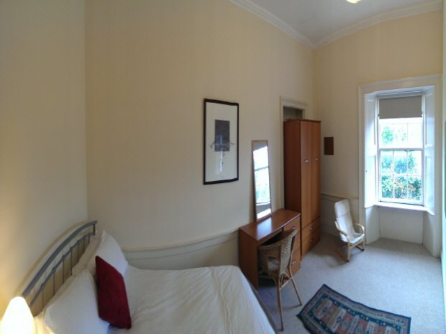  Image of 5 bedroom Flat to rent in Morrison Street Edinburgh EH3 at Edinburgh, EH3 8BJ