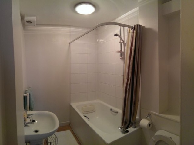  Image of 5 bedroom Flat to rent in Morrison Street Edinburgh EH3 at Edinburgh, EH3 8BJ