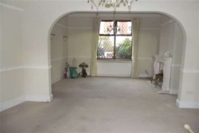  Image of 3 bedroom Terraced house to rent in Moss Lane Leyland PR25 at Leyland, PR25 4XA