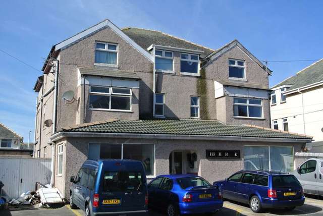  Image of 3 bedroom Flat to rent in Napier Avenue Blackpool FY4 at Napier Avenue  Blackpool, FY4 1PB