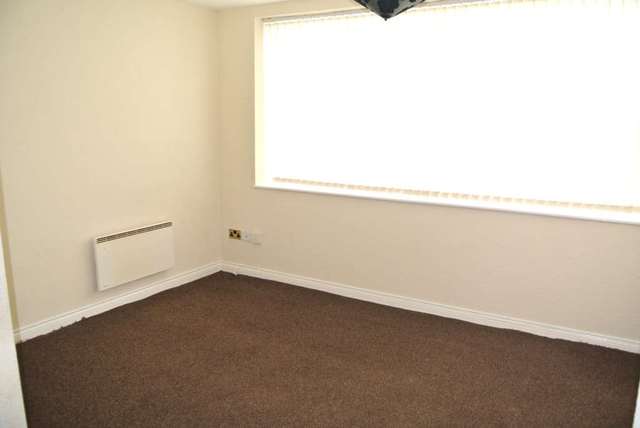  Image of 3 bedroom Flat to rent in Napier Avenue Blackpool FY4 at Napier Avenue  Blackpool, FY4 1PB