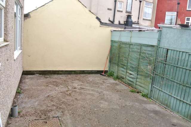  Image of 3 bedroom Flat to rent in Napier Avenue Blackpool FY4 at Napier Avenue  Blackpool, FY4 1PB