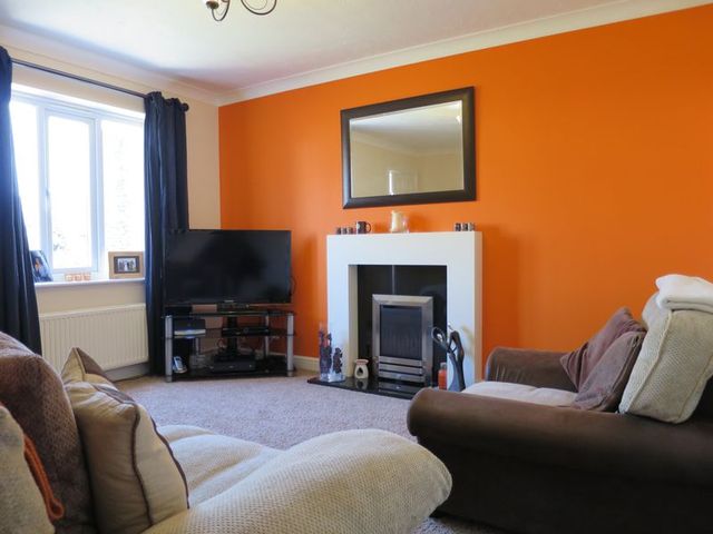  Image of 2 bedroom Semi-Detached house for sale in Nepshaw Lane Morley Leeds LS27 at Nepshaw Lane Morley Leeds, LS27 9RX