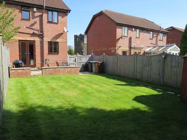  Image of 2 bedroom Semi-Detached house for sale in Nepshaw Lane Morley Leeds LS27 at Nepshaw Lane Morley Leeds, LS27 9RX