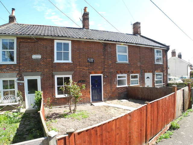  Image of 2 bedroom Cottage to rent in Nethergate Street Bungay NR35 at Bungay Suffolk, NR35 1HE
