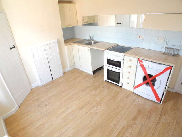  Image of 2 bedroom Cottage to rent in Nethergate Street Bungay NR35 at Bungay Suffolk, NR35 1HE