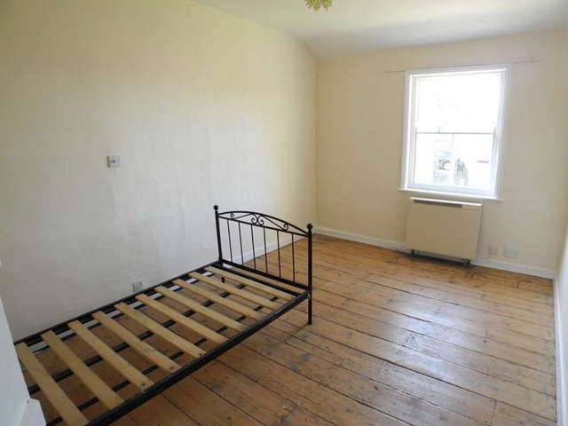 Image of 2 bedroom Cottage to rent in Nethergate Street Bungay NR35 at Bungay Suffolk, NR35 1HE
