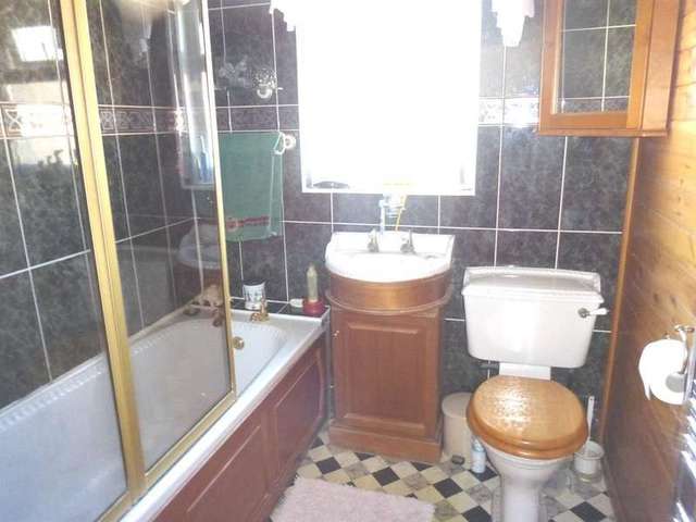  Image of 4 bedroom End of Terrace for sale in New Road Porthcawl CF36 at Porthcawl  Porthcawl, CF36 5BH