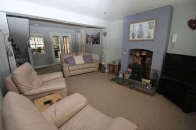  Image of 4 bedroom Semi-Detached house for sale in New Road Studley B80 at New Road  Studley, B80 7LY