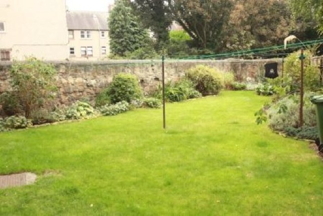  Image of 1 bedroom Flat to rent in New Street Musselburgh EH21 at Musselburgh  Musselburgh, EH21 6BZ