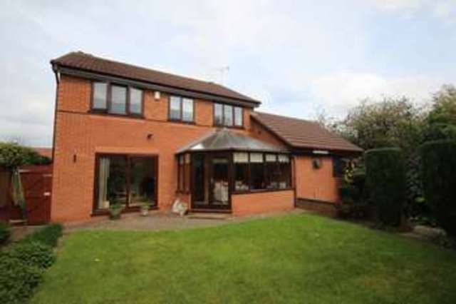  Image of 4 bedroom Detached house for sale in Node Hill Close Studley B80 at Node Hill Close  Studley, B80 7RN