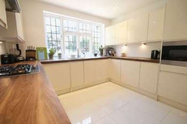  Image of 4 bedroom Detached house for sale in Nork Way Banstead SM7 at Nork Way  Banstead, SM7 1HP