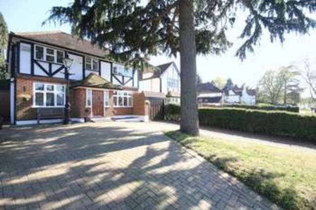  Image of 4 bedroom Detached house for sale in Nork Way Banstead SM7 at Nork Way  Banstead, SM7 1HP
