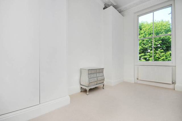  Image of 1 bedroom Flat to rent in Norland Square London W11 at Norland Square  London, W11 4PZ